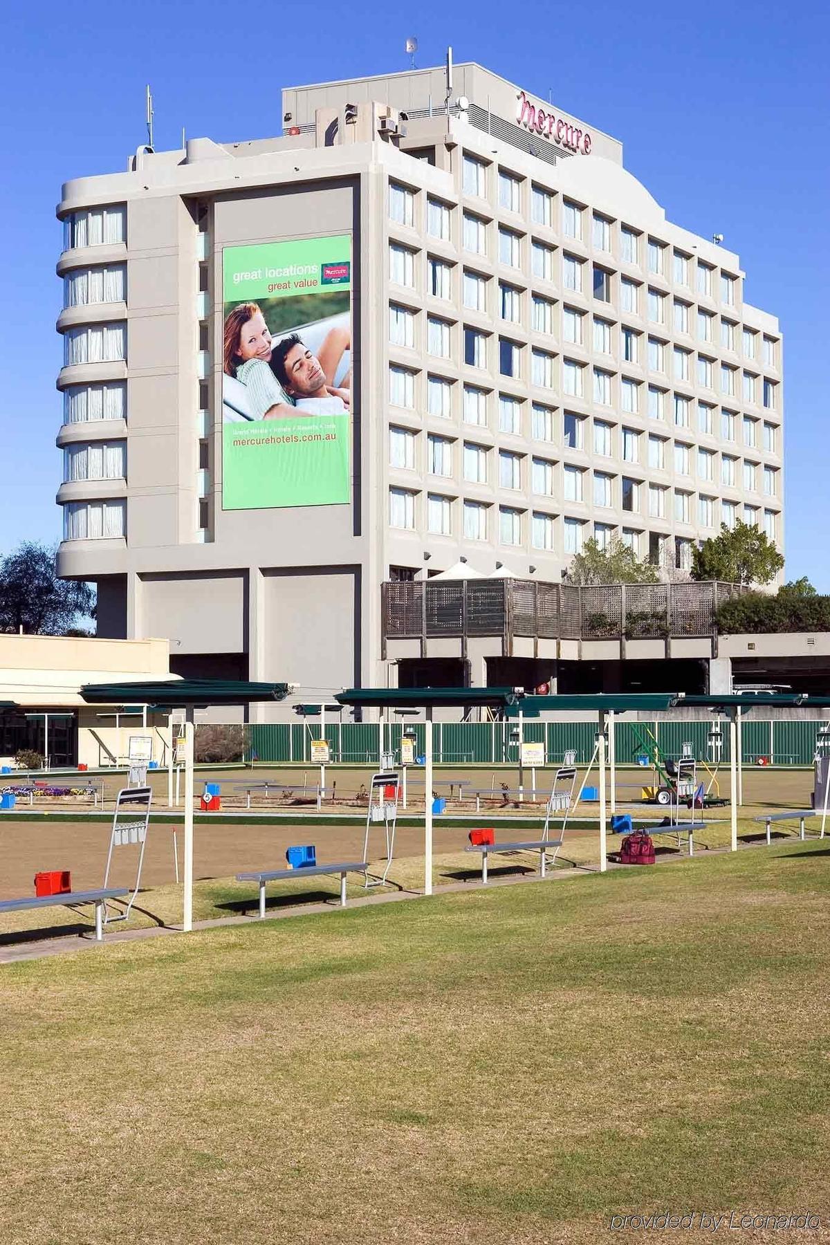 Mercure Sydney Parramatta 4* Rosehill
