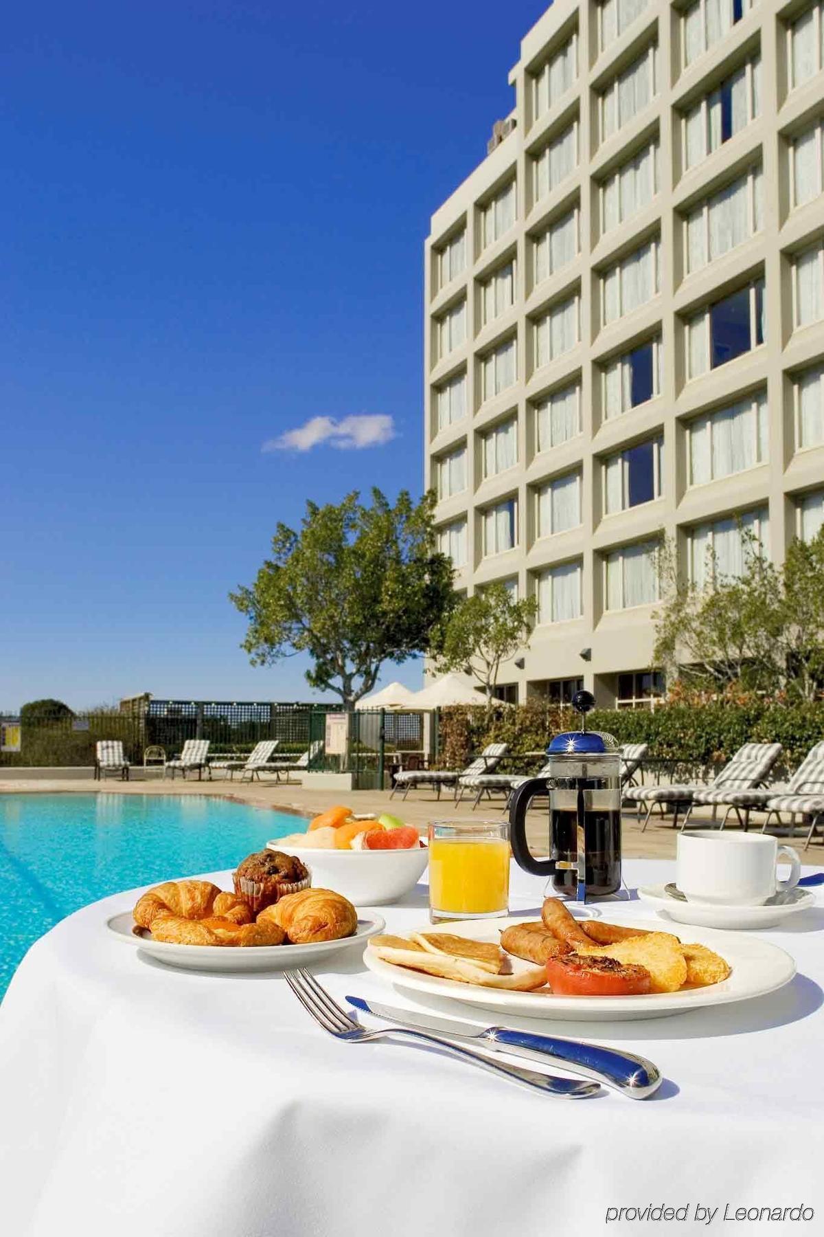 Mercure Sydney Parramatta 4* Rosehill
